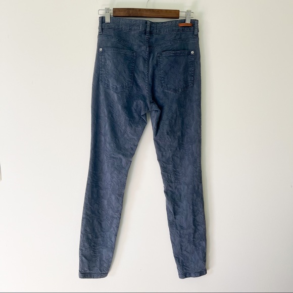 anthropologie pilcro | navy floral embossed pants size 28 - Picture 4 of 5